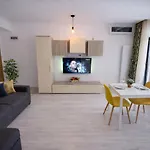 Apartment Solid *