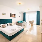 Apartment Solid