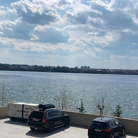 Apartment Solid Mamaia