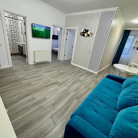 Solid * Mamaia