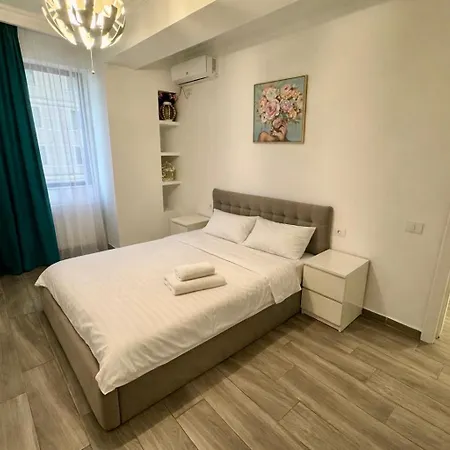 Διαμέρισμα Solid Mamaia
