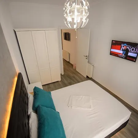 Solid Apartment *
