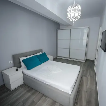 Apartment Solid *